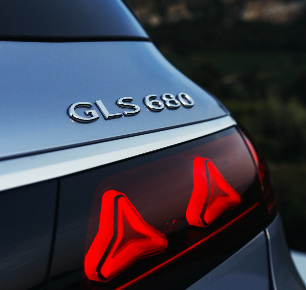 2027 Mercedes-Maybach GLS 680