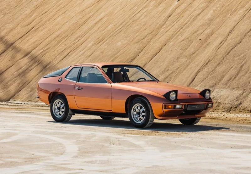 Porsche 924 